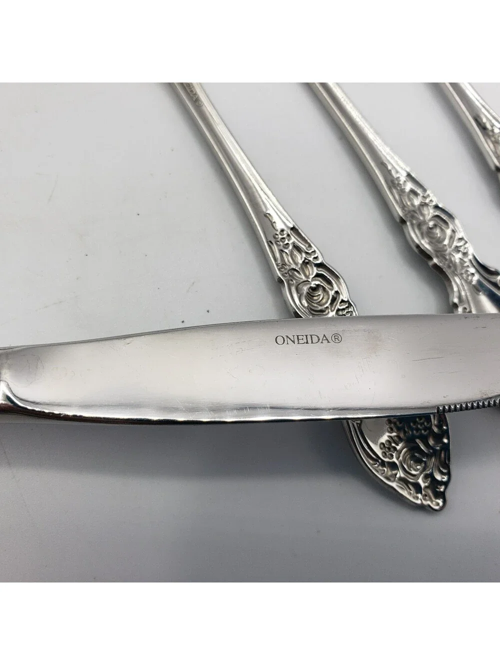 Oneida WORDSWORTH Stainless Flatware Dinner Knife & Forks Set of 5 Glossy
